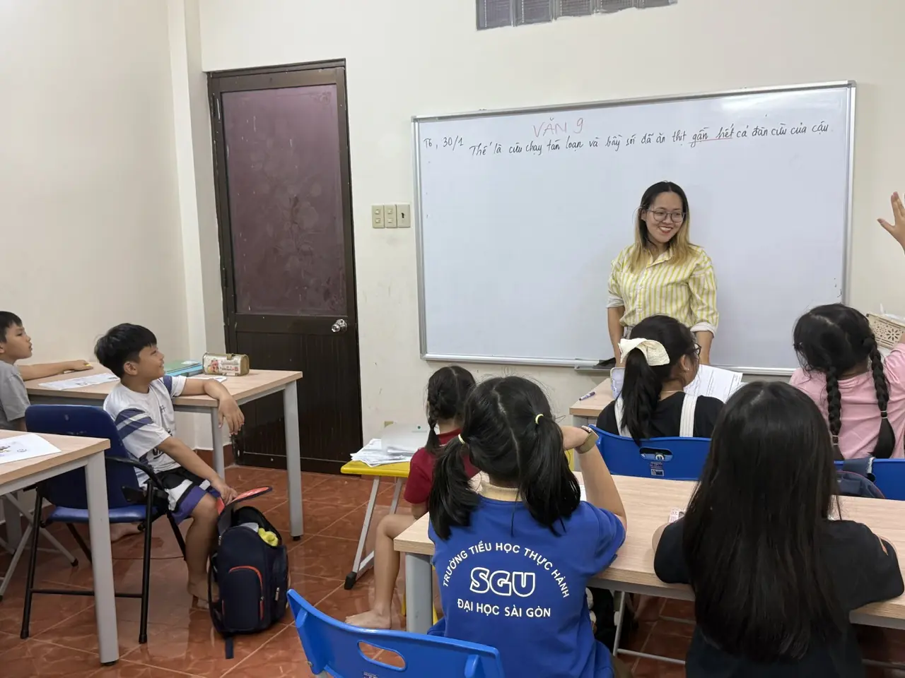 NGOẠI NGỮ BÁCH KHÔI